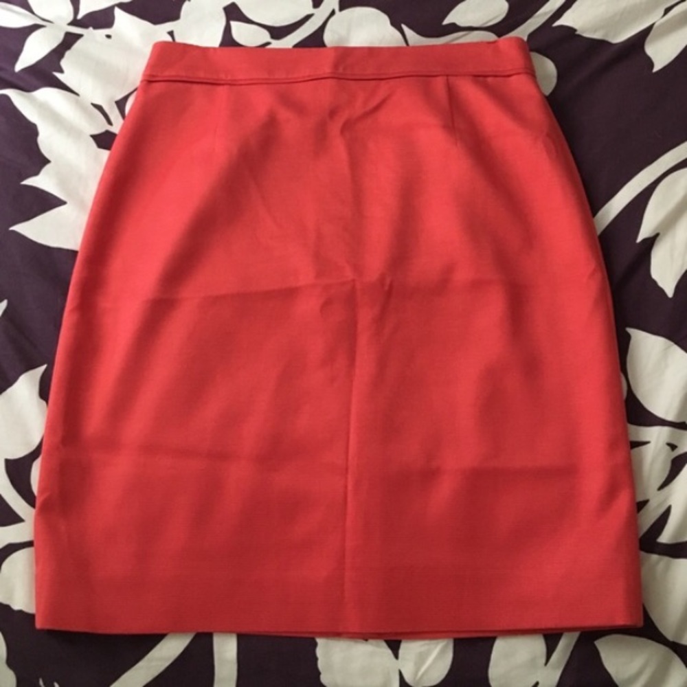 NWOT Nordstrom Classiques Entier Fully-lined Skirt